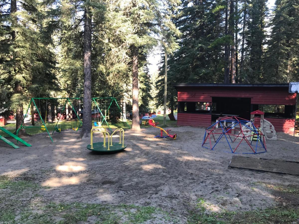 Miette Hot Springs Resort *
